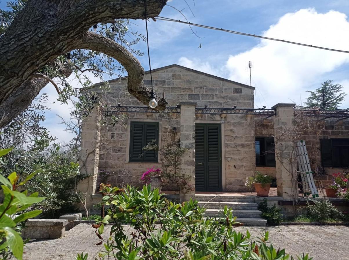 Casa Ulmi Con Piscina Bed & Breakfast Uggiano La Chiesa Bagian luar foto