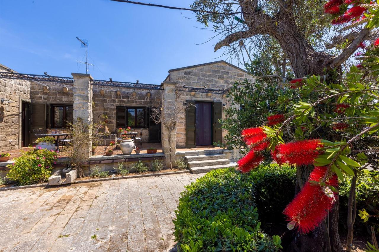 Casa Ulmi Con Piscina Bed & Breakfast Uggiano La Chiesa Bagian luar foto